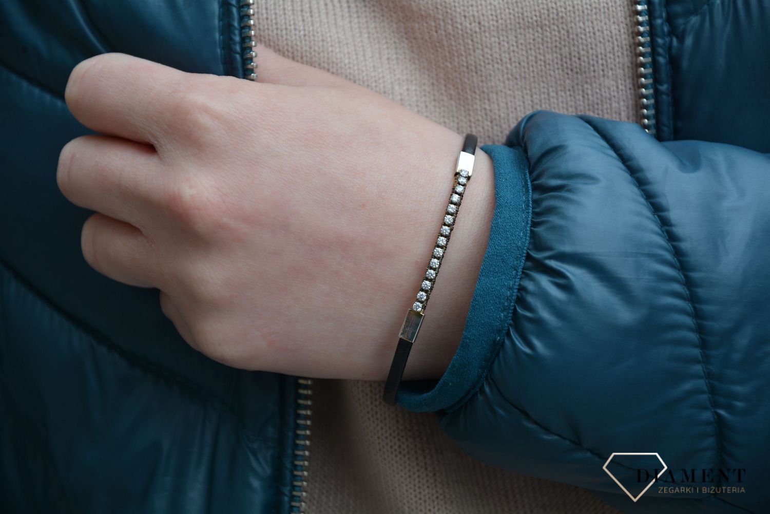 Bransoletka srebrna damska skóra czarna ✓srebrne bransoletki ✓ Srebrne bransoletki w sklepie zegarki-diament.pl✓ Autoryzowany sklep✓ Kurier Gratis 24h✓ Gwarancja najniższej ceny✓ Grawer 0zł✓Zwrot 30 dni✓Negocjacje ➤Zapra.jpg